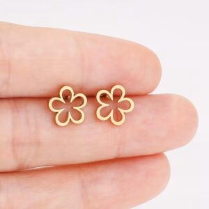Flower Design Ear Studs